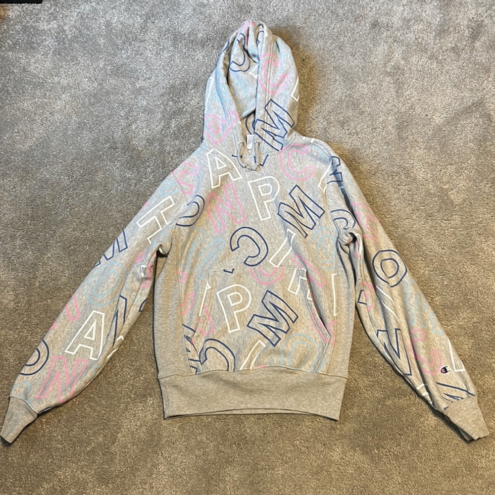 Champion Men’s Small Grey, Dark Blue, Light Blue, Pink